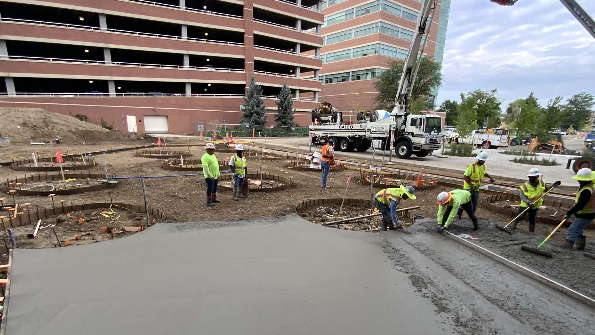 Residential driveway — Coloscapes Concrete
